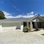 Private House - American-look Bungalow in Gerringong