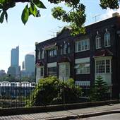 Bay Window Apartments