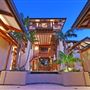 Private House - Byron Breeze