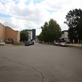 Gladstone Street cul-de-sac + abandoned parking lot