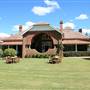 Petersons Armidale Winery & Guesthouse
