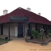 Royal Hotel / Grazing Restaurant