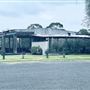 Tobruk Sheep Station - Cottages & surrounds