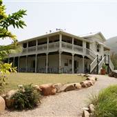 Mavis's Kitchen & Cabins - Mount Warning