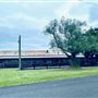 Tobruk Sheep Station - Cottages & surrounds