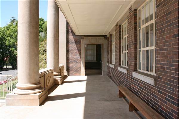 C. B. Newling Centre - Old Teachers' College, Armidale (25/02/2013 11:06:04 AM)
