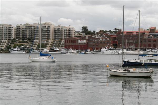 Balmain Cove and Balmain Shores (26/02/2013 9:42:10 AM)