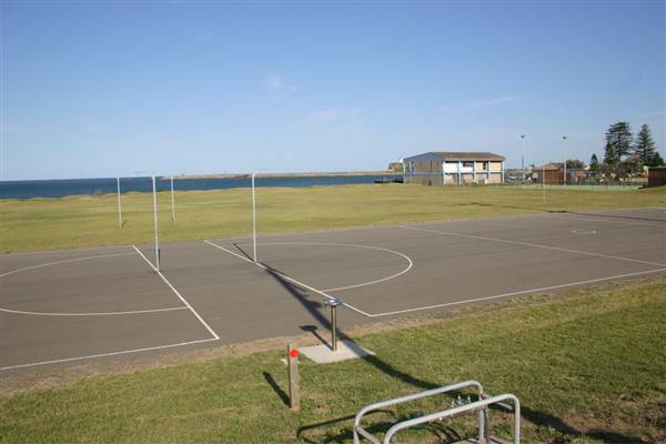 Dalby Oval and Netball Courts (27/02/2013 10:53:28 AM)