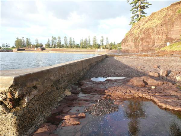 Kiama - Rock Pool North (27/02/2013 4:56:54 PM)