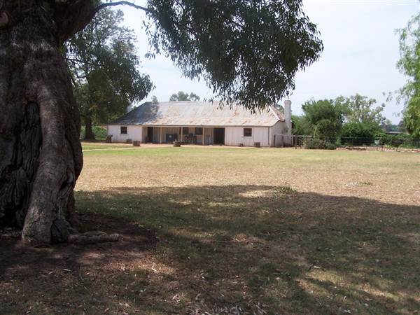 Dundullimal Homestead (28/02/2013 12:45:54 AM)