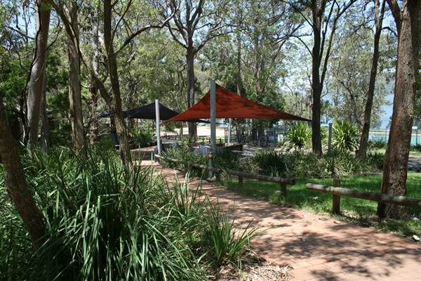 Broken Bay Sport & Recreation Centre (1/03/2013 5:47:26 PM)
