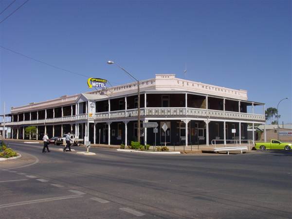 Cobar (4/03/2013 9:36:40 AM)