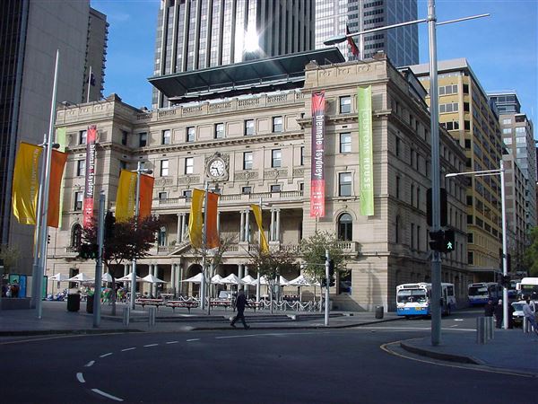 Customs House & Customs House Square (4/03/2013 12:18:50 PM)