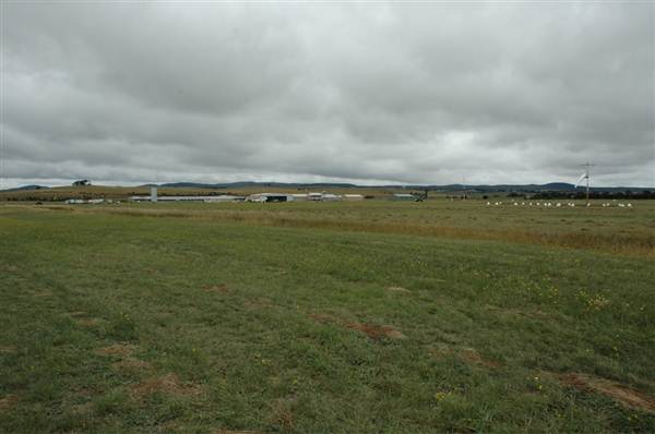 Goulburn Airport runway and exteriors (5/03/2013 11:12:13 AM)