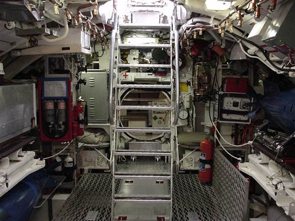 HMAS Onslow Submarine (5/03/2013 1:59:38 PM)