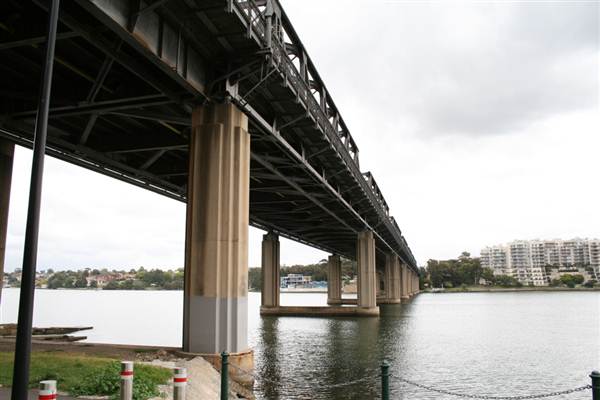 Iron Cove Bridge (5/03/2013 9:08:16 PM)