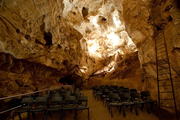 Jenolan Caves (5/03/2013 9:46:27 PM)
