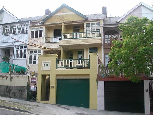 Lavender Street, Lavender Bay (6/03/2013 12:12:30 PM)