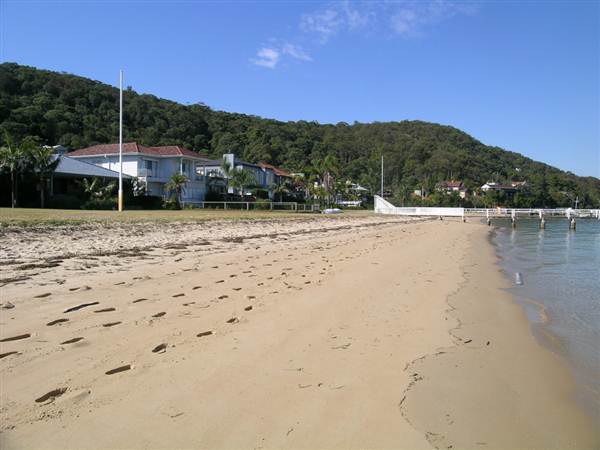 Sandy Beach (6/03/2013 11:39:25 PM)