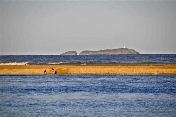 Moonee Beach (8/03/2013 12:20:48 AM)