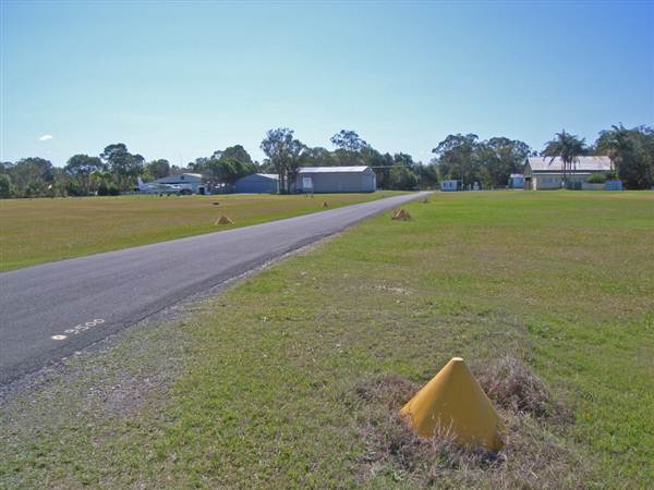Tyagarah Airfield, Byron Bay (9/03/2013 1:55:09 AM)