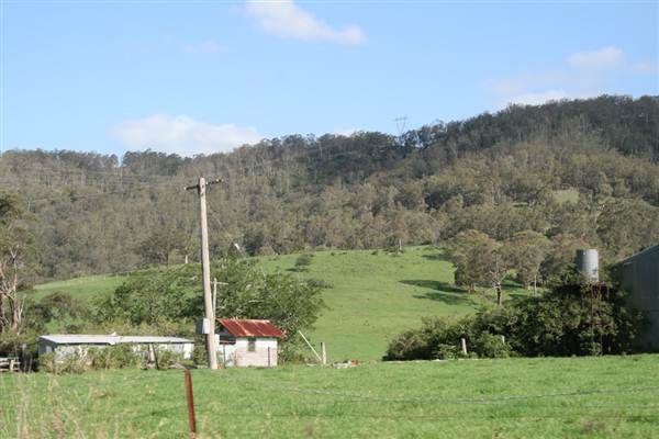 Tullimbar Village (9/03/2013 10:14:57 PM)