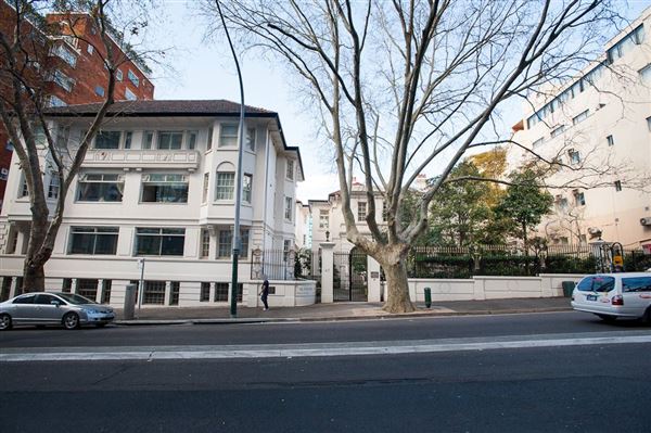 Period Buildings in Potts Point (10/03/2013 2:52:24 PM)
