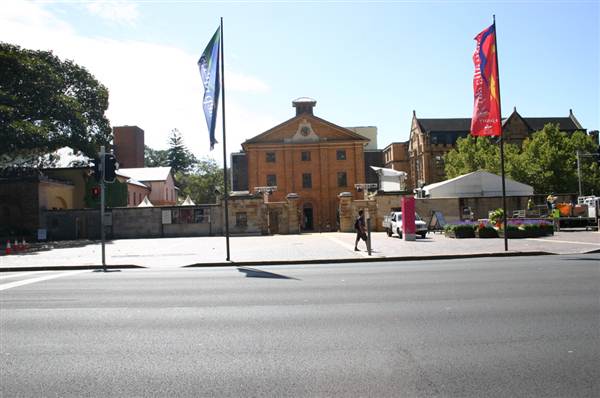 Sydney CBD - Macquarie Street (10/03/2013 10:02:01 PM)
