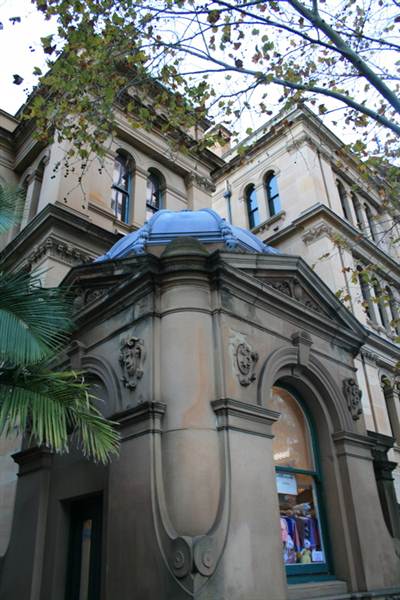Sydney CBD - Macquarie Street (10/03/2013 10:04:48 PM)