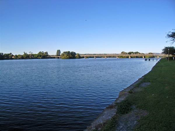 Taree (11/03/2013 5:54:13 AM)