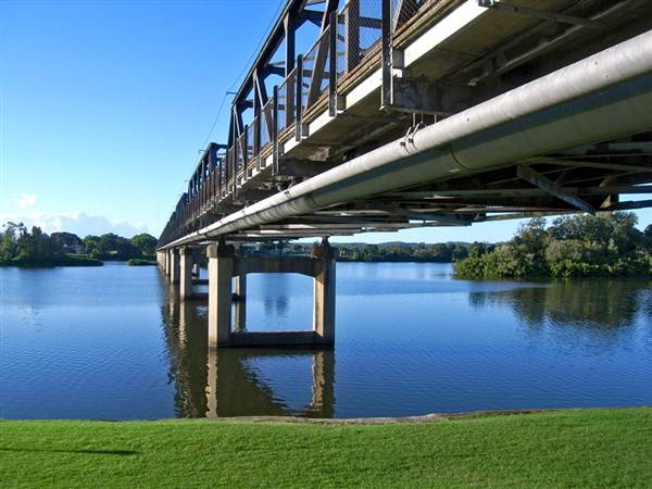 Taree (11/03/2013 5:54:33 AM)