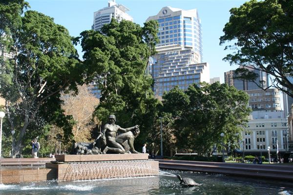 Hyde Park and Archibald Fountain - Sydney CBD (11/03/2013 1:10:56 PM)