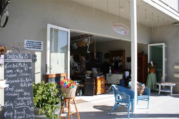 Brunswick Heads - Town/Shops (25/04/2013)