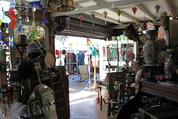 Brunswick Heads - Town/Shops (25/04/2013)