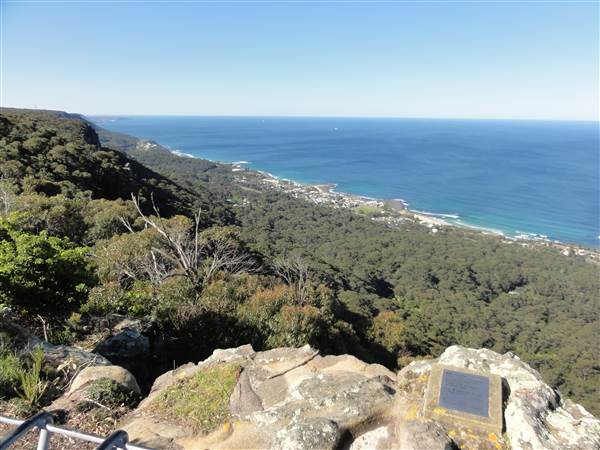Sublime Point Lookout - Illawarra Escarpment State Conservation Area (14/09/2011 - Credits: Tony Brown /SISE)