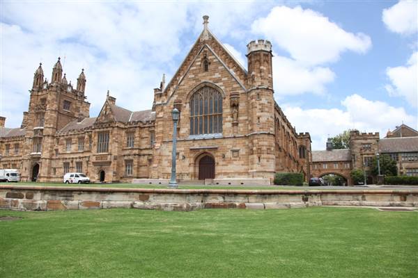 The Quadrangle Building - Sydney University (26/11/2013)