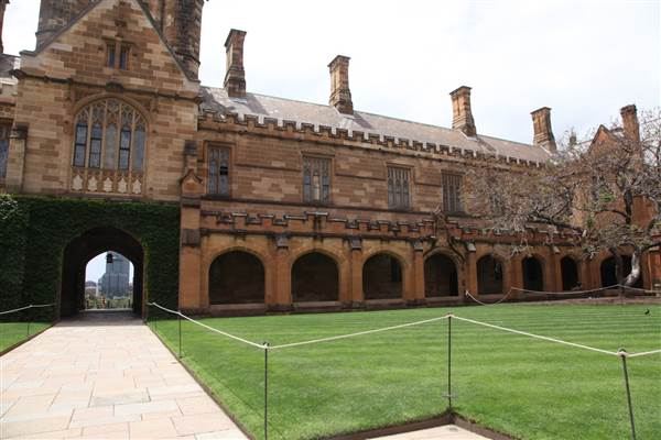 The Quadrangle Building - Sydney University (26/11/2013)