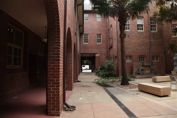 Old Teacher's College - The University of Sydney (27/11/2013)