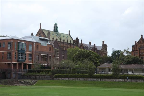 School of Physics - Sydney University (27/11/2013)