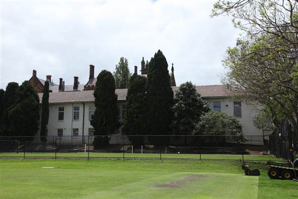 School of Physics - Sydney University (27/11/2013)