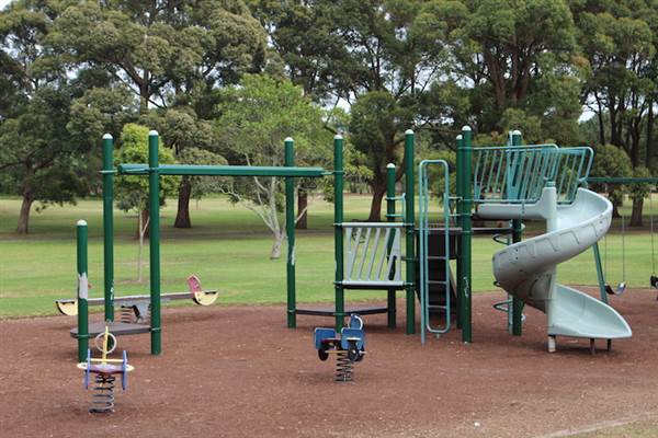 Learners Cycleway Playground - Centennial Park (24/10/2014)