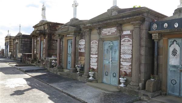 Botany Cemetery (24/02/2015 - Credits: Phillip Roope)