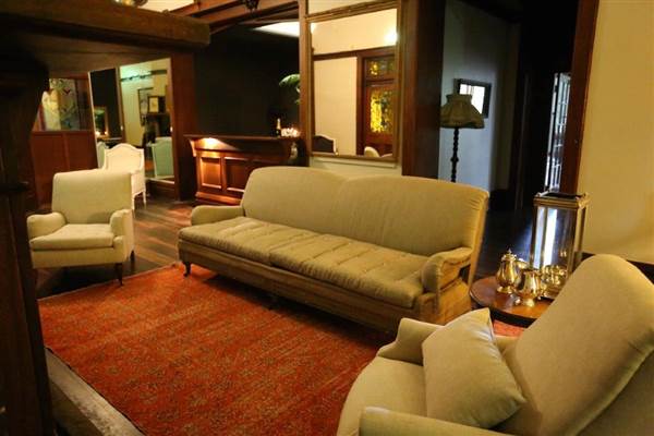 The Robertson Hotel (23/02/2015)
