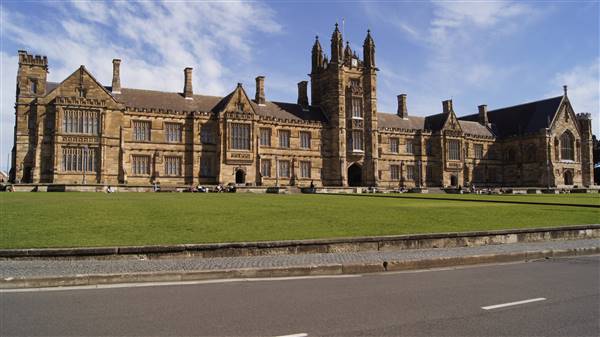 The Quadrangle Building - Sydney University (17/08/2015)