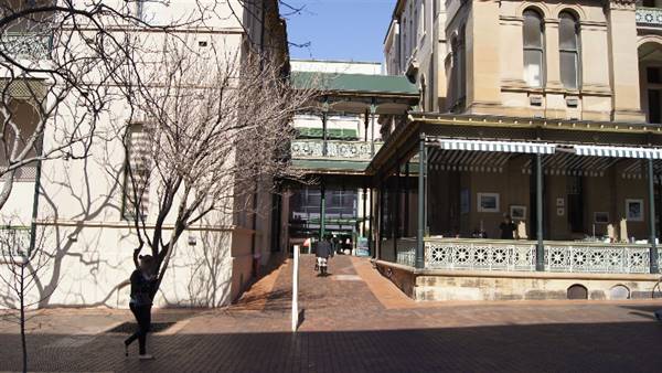 Sydney Hospital & Sydney Eye Hospital (20/08/2015 - Credits: Shannon Wheeler)