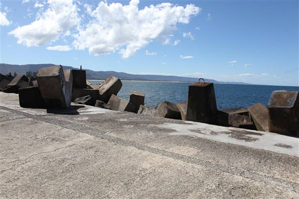 Wollongong - Foreshore and Wharf (26/10/2016 - Credits: John Harris)