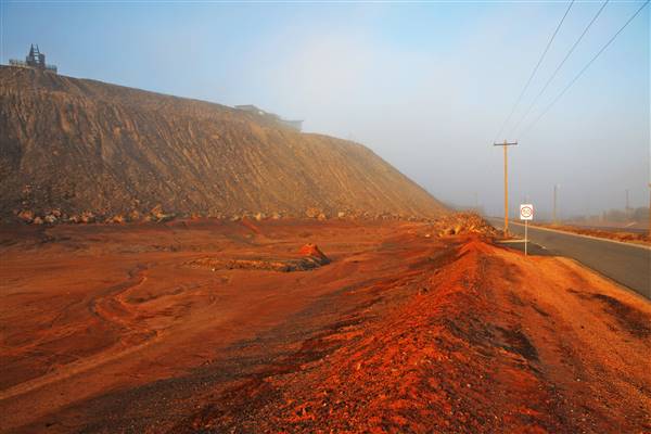 Broken Hill - ore deposit, Line of Lode Lookout and Miners Memorial (22/06/2017 - Credits: Lisa Scope)