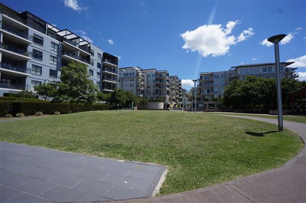 Shepherds Bay - Meadowbank (15/11/2017 - Credits: Mary Barltrop)