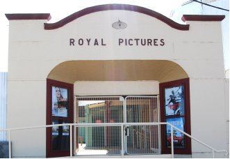 Royal Theatre, Quirindi (19/07/2018 - Credits: Sally Alden ; Andrew Ballard)