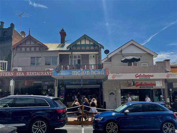 Coogee - Coogee Bay Rd - Coogee Bay Road (8/03/2021 - Credits: Cheryl Conway)